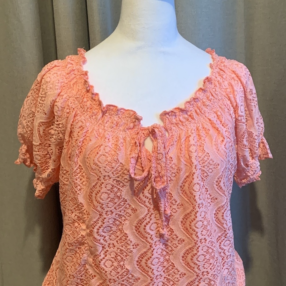 NWOT - No Boundaries Pink Lace Top Size Large (11-13) - Picture 3 of 16